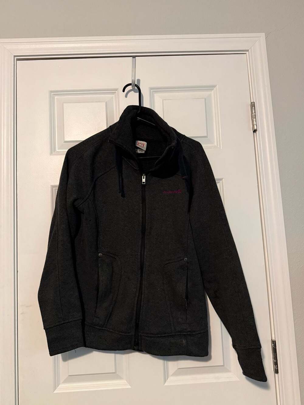 Avalanche Women's Full Zip Fleece Jacket Charcoal Gray Size M
